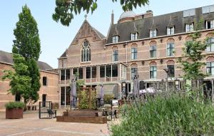 Awesome Home In Oud Gastel With Wifi