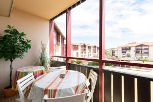 Appartement au bord de locéan