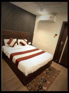 LUXURY ROOMS By HOTEL HARI PALACE