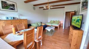 ROBERTO Haus KMB Seeappartement am Ossiacher See, Hallenbad, Skiarena Gerlitzen