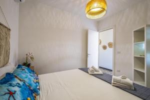 Golden Bay Lux House