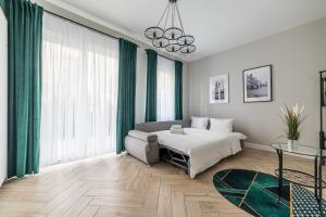 Garbary Downtown Deluxe Studio by BookingHost