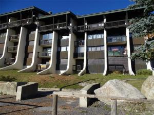MAGNIFIQUE APPARTEMENT 3* EN PIED DES PISTES DE PYRENEES 2000