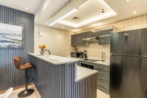 RH Premium 02BR, Marina Escape, modern furnishing