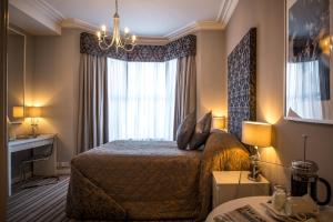 Double Room room in York House Hotel