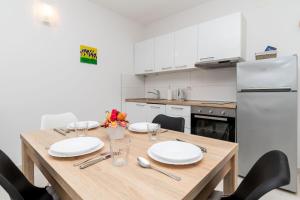 Apartments Cezar