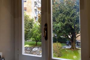 EUR-Montagnola 3 guest apartment, 15 minutes from the Colosseum