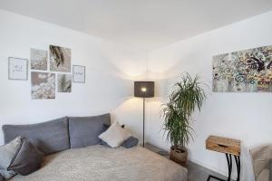 Melanies Apartment