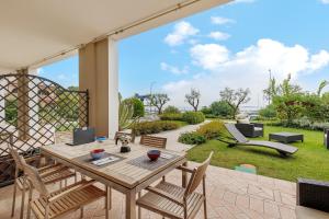 Dani Apartment garda lake view