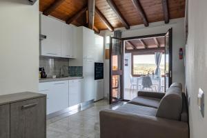 Pasquale Home Holiday