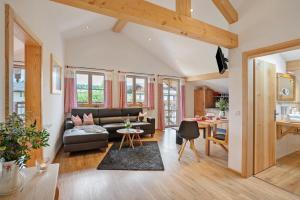Neubau - Ferienwohnung Waldblick