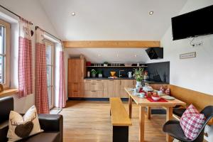 Neubau - Ferienwohnung Waldblick