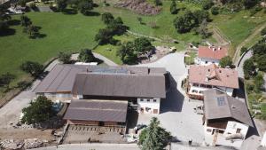 Hof am Schloss Apartement Zirm