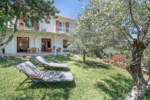 Cozy 2-bdrm-house With Garden