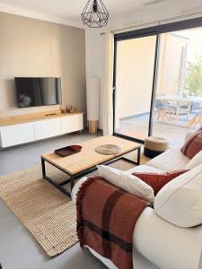 "A Casa Mundo" – Proche Plage | by Efficios