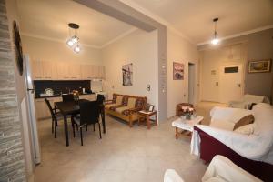 Nicol apartment