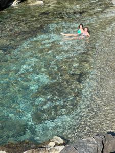 Elli s seafront pool villa, 100 m from quiet sandy beach in Kea, Cyclades