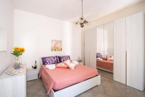 Luna di Mare On The Sea