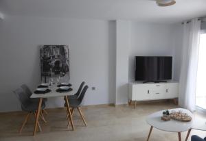 Great apartment with pool - jacuzi