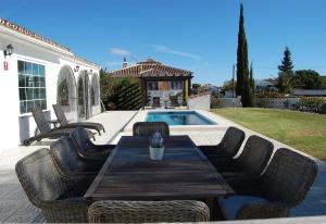 Fantastic renovated villa annex