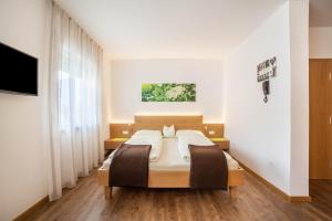 Schnitzer Ferienwohnung Holunder