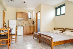 Daratos apartment 6
