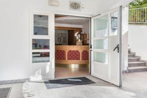 Residence Diana Apartment 102