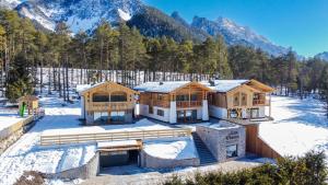 Les Ciases Chalets Dolomites Apt 6