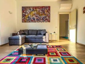 Malpensa 10 min & taxi service-AC -WiFi-Smartv2