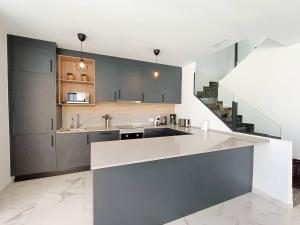 R-40-1 Perla Mediterranea