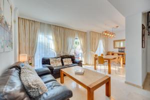 Penthouse Apartment in Elviria