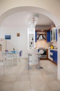 Maryblue Dreams House