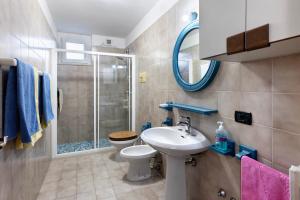 Monoroom With Garden And Lake View