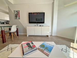 T2 Moderne Cannes