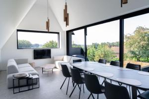 Apartment LO Reine, B&B