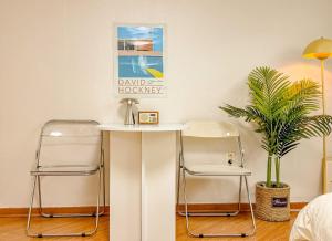 34Fully furnished studio in the heart of Hongdae, 15 minutes from Itaewon, solo travel