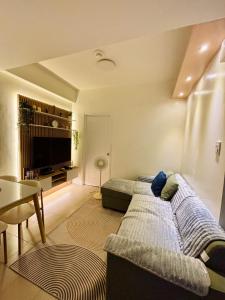 Cozy Corner 2-Bedroom Suite at Pioneer Woodlands