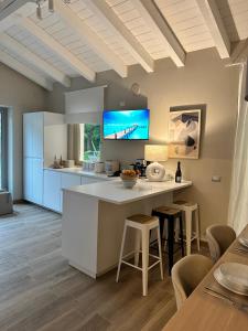 Villa Romantica Lake Idro