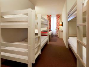 Hotels Campanile Val de France : photos des chambres