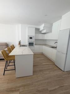 Luxury 3-bedroom penthouse with private pool Fuengirola beach