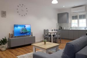 SeaStep Apartments