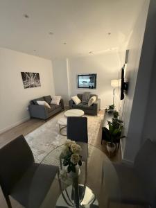 Hexagon Apartment