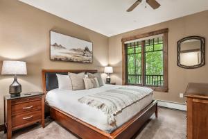 Breck Summer Escape - 2BR & 2BA with Pool, Hot Tubs & Walk to Downtown