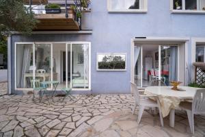 100 m de la plage, rez-de-jardin