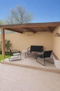 La Villa Yenna
