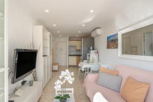 Sunshine Apartment Sea