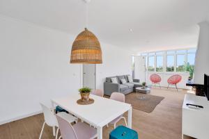 Apartamento amplio con parking en javea