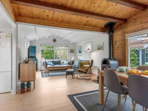 Holiday Home Aarno - 700m from the sea by Interhome