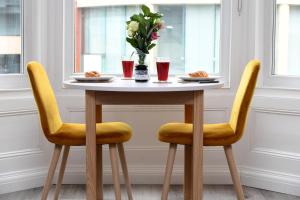 Harrogate Self Catering -Kings View-Private Parking-Overlooking H-C-C