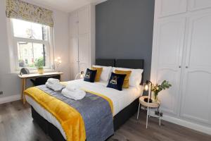 Harrogate Self Catering -Kings View-Private Parking-Overlooking H-C-C